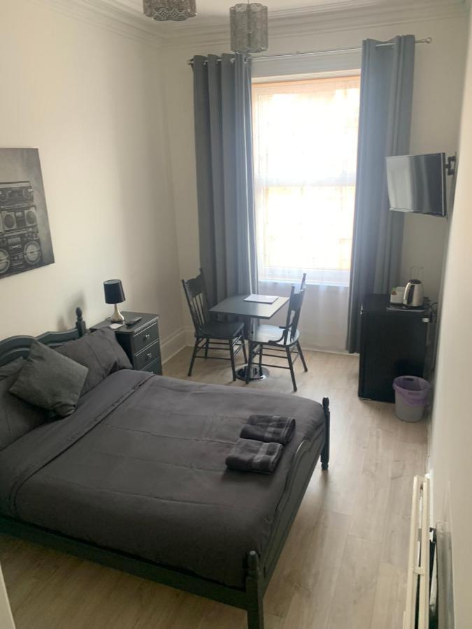 Aspen Guest House Peterhead Esterno foto