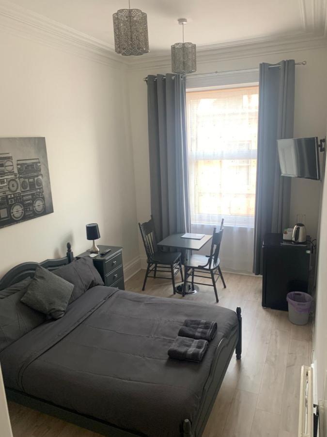 Aspen Guest House Peterhead Esterno foto