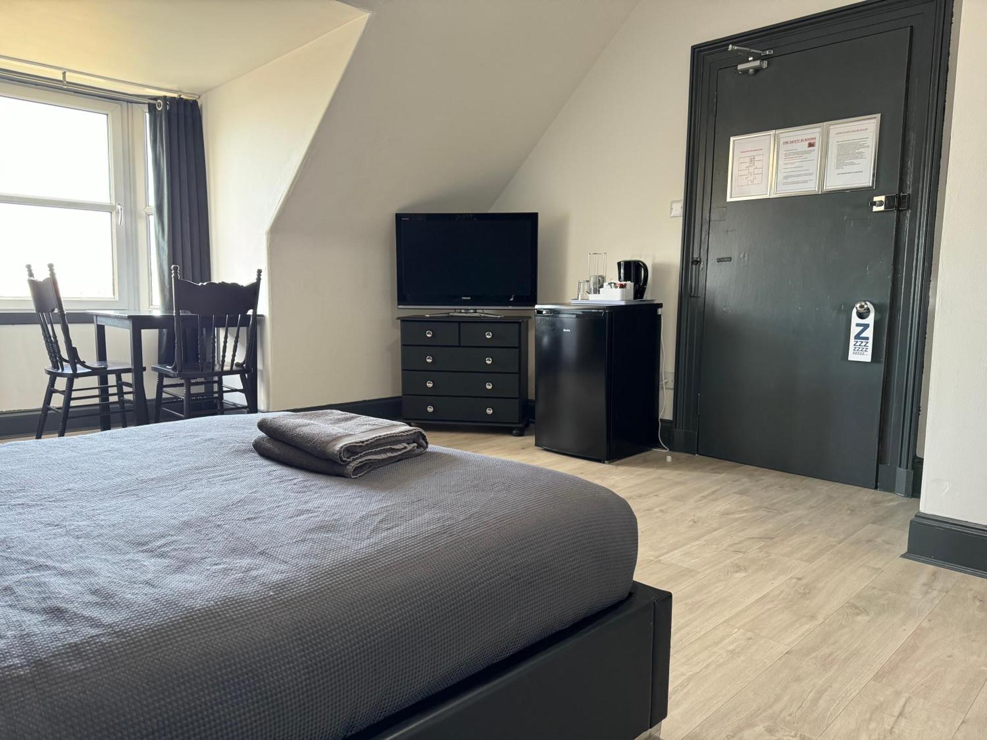 Aspen Guest House Peterhead Esterno foto